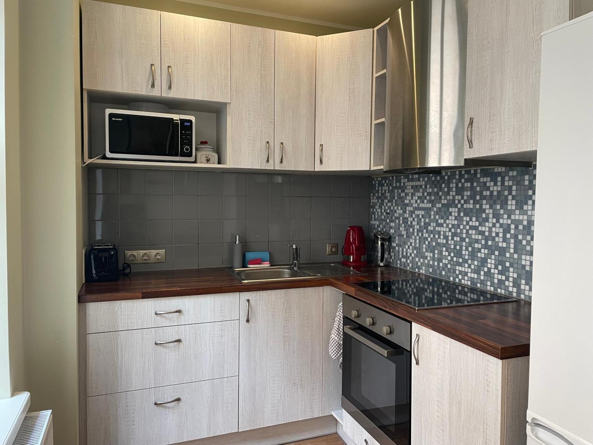 Spacious Holiday Apartment With Wifi And Parking パルヌ エクステリア 写真